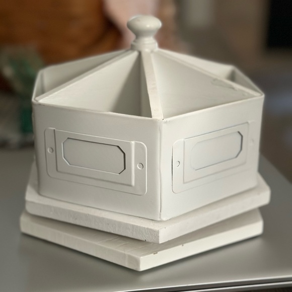 RAE DUNN ORGANIZER - Picture 1 of 7